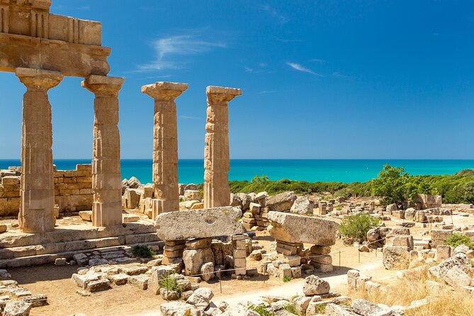 Tour della Sicilia Taormina e Castelmola dal porto di Messina