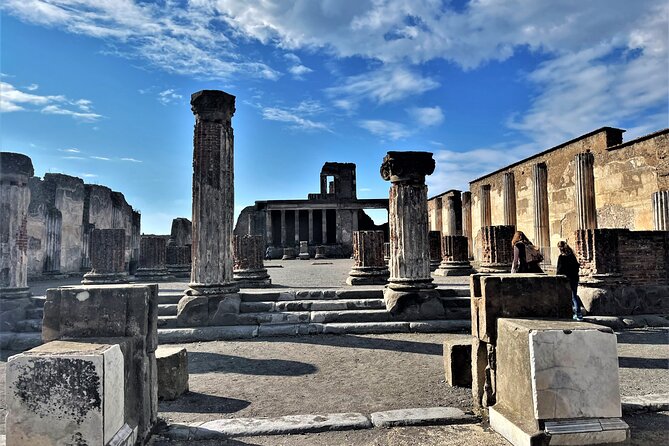 Tour guidato di Pompei da Napoli con ingresso salta fila