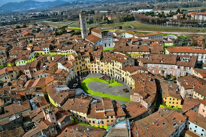 Lucca : Tour in bicicletta con guida autonoma