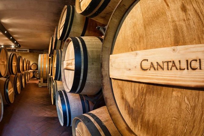 Degustazione di vino nella storica cantina Cantalici