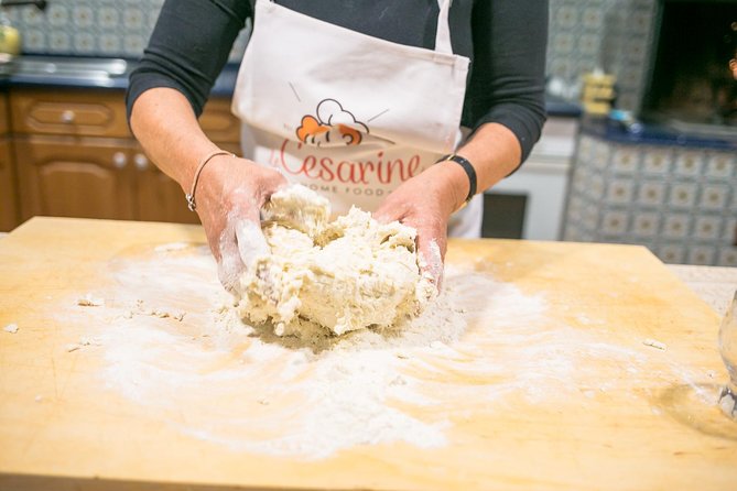 Lecce : Pasta & Tiramisù Class in Authentic Local Home di Cesarine