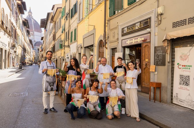 Firenze Lezioni di Pasta Fatta a Mano, Vino no limit, Tiramisu