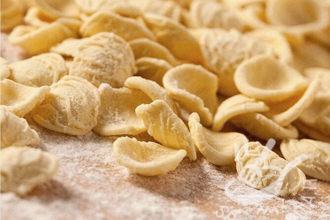 Corso di Cucina Tipica Pugliese Orecchiette+ Cena inclusa e Vini