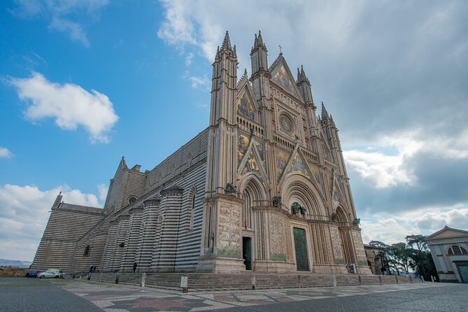 Tour a piedi di Orvieto con biglietti per il Duomo