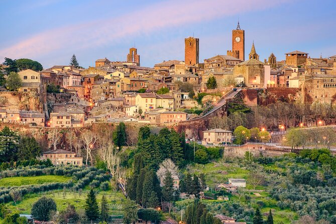Tour guidato privato delle principali attrazioni della pluripremiata città di Orvieto