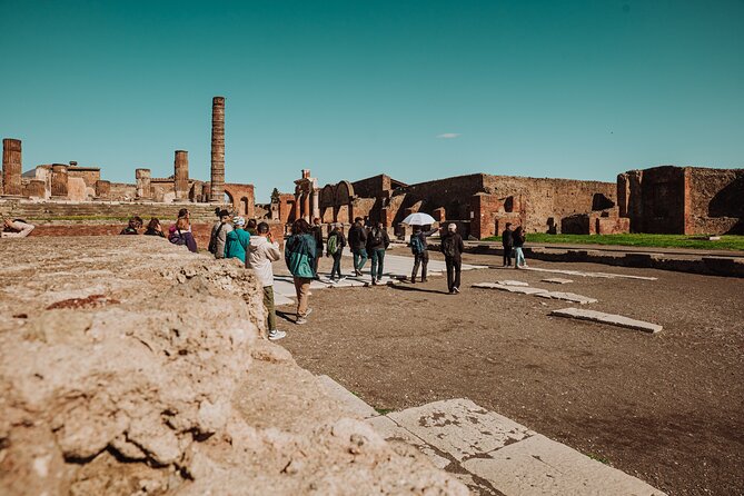 Tour di Pompei in un piccolo gruppo con un Archeologo