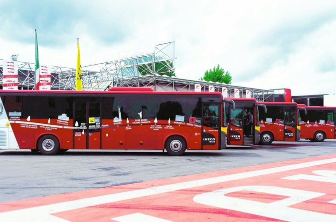 Trasferimento in autobus a Ferrari Maranello e Enzo Ferrari a Modena