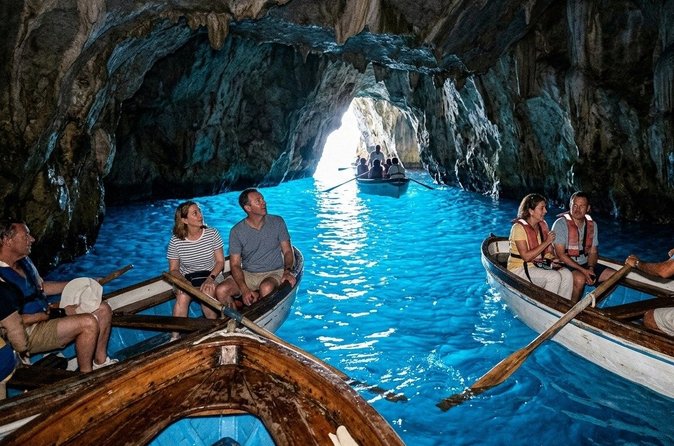 Tour di un giorno definitivo a Capri e Grotta Azzurra da Napoli o Sorrento