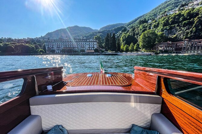 Lake Como Private Boat Tour: The Wooden Venetian Limo Escape