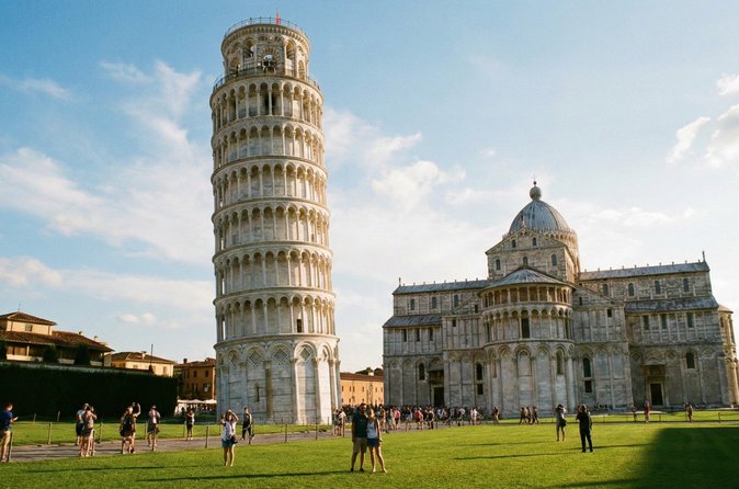 Tour autonomo di Pisa: Torre Pendente, Cattedrale e Città Vecchia
