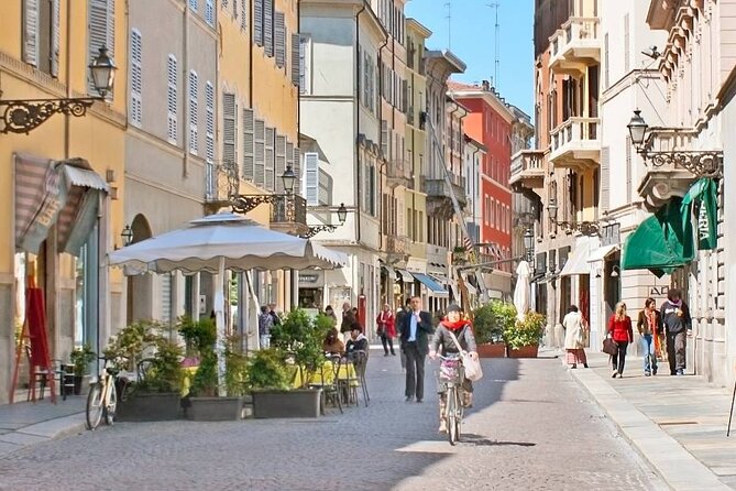 Un tour autoguidato delle gustose tradizioni alimentari di Parma