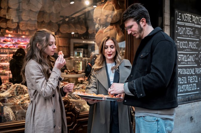 Tour a piedi del prosciutto di Parma in città: il sogno di un buongustaio