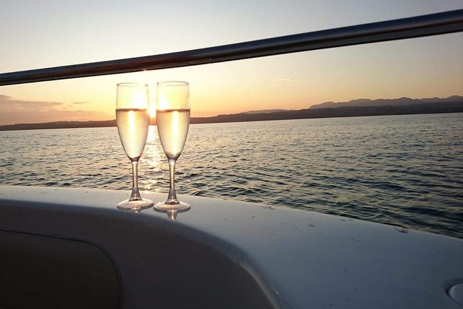 Crociera al Tramonto sul lago di Garda da Sirmione con Prosecco