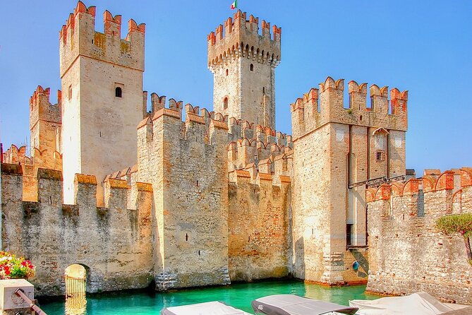 Tour privato da Venezia a Verona e Sirmione con autista locale