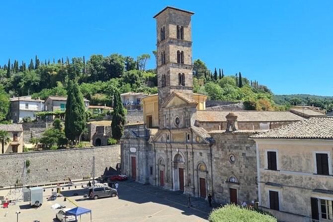 Sacra Bolsena un tour a piedi tra storia e miracoli