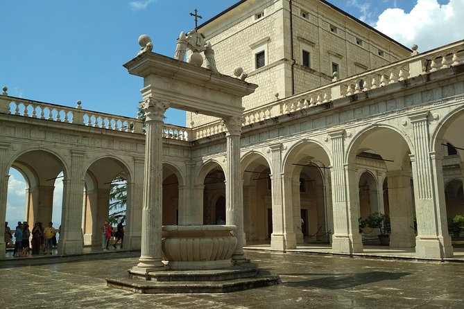 Tour del campo di battaglia di Monte Cassino a cura della storica\guida di Anna Priora
