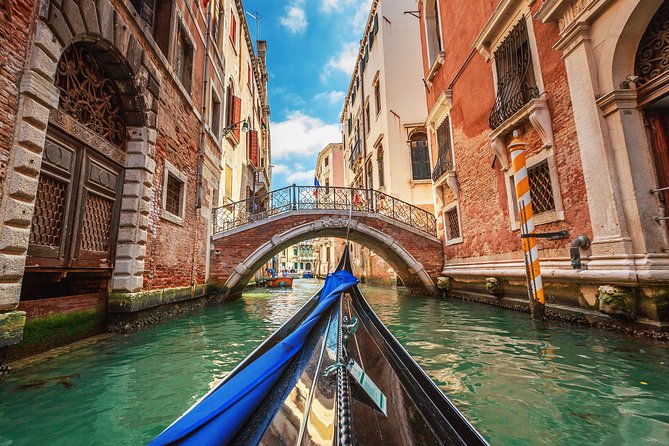 Classico giro in gondola di 30 minuti a Venezia