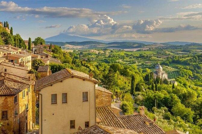 Degustazione di vini toscani con sommelier professionista a Montepulciano