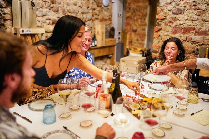Degustazione di 3 Vini Garda con Salumi a Valeggio