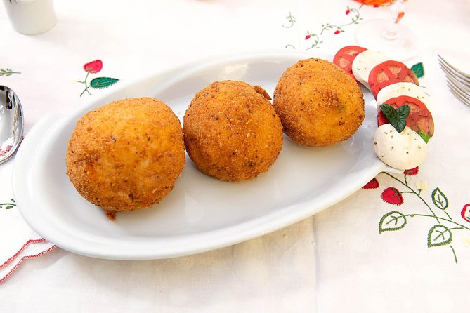 Tour del mercato per piccoli gruppi ed esperienza culinaria presso una casa di Cesarina a Pavia