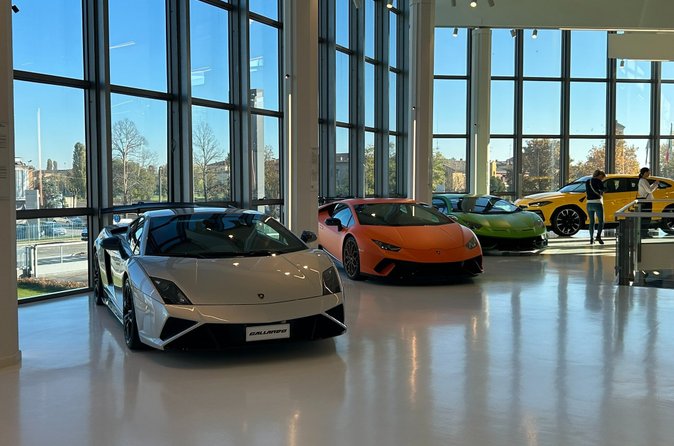 Cars&Food: Lambo, Ferrari, Parmigiano, Balsamico, PrivateTransport