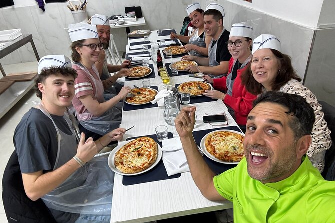 Napoli: Corso di Pizza e Gelato con Chef Locale