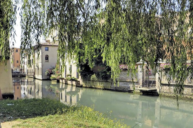 Tour a piedi per piccoli gruppi di Treviso: luoghi da non perdere e gemme nascoste