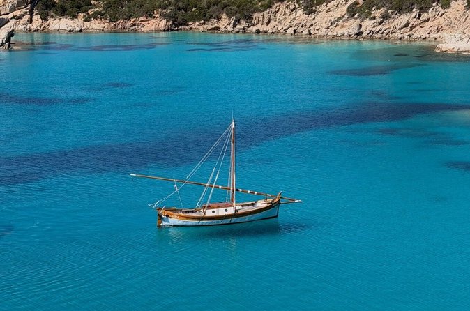 La Maddalena dal vento:esperienza di marineria su veliero d’epoca