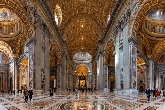 Roma : Biglietto d'ingresso Basilica di San Pietro e Cupola con Audio Guida