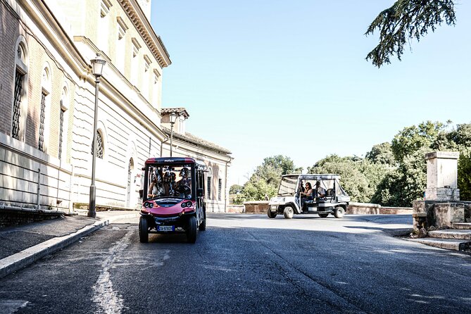 Tour privato personalizzabile di 4 ore di Roma in golf cart