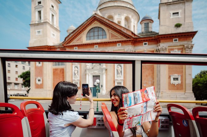 Tour in autobus Hop-On Hop-Off di Genova