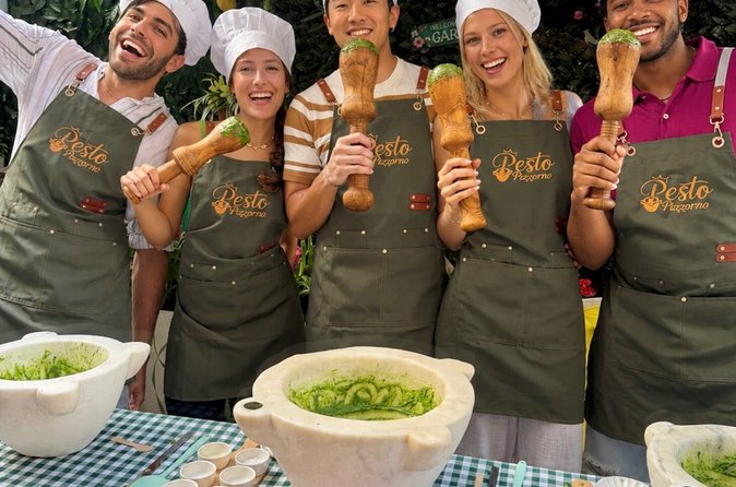 Lezione Pesto al mortaio con Campionessa Mondiale e Menù locale