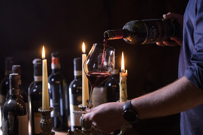 Siena Sotterranea Degustazione di vini in una grotta medievale