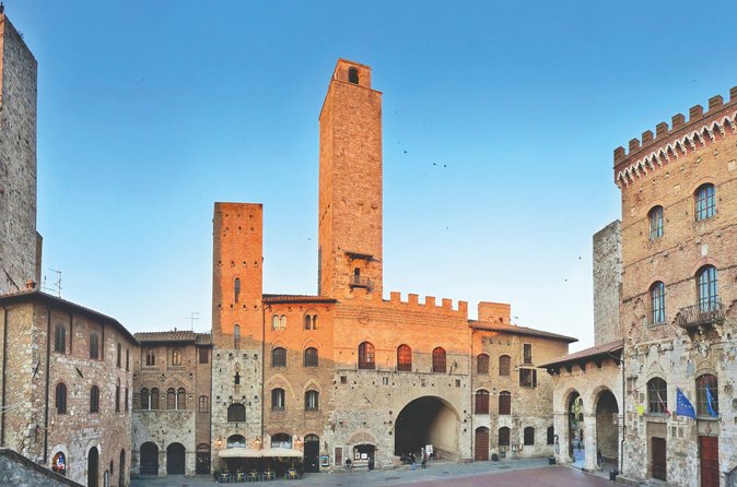 Da Siena: gita di un giorno a Pisa e San Gimignano