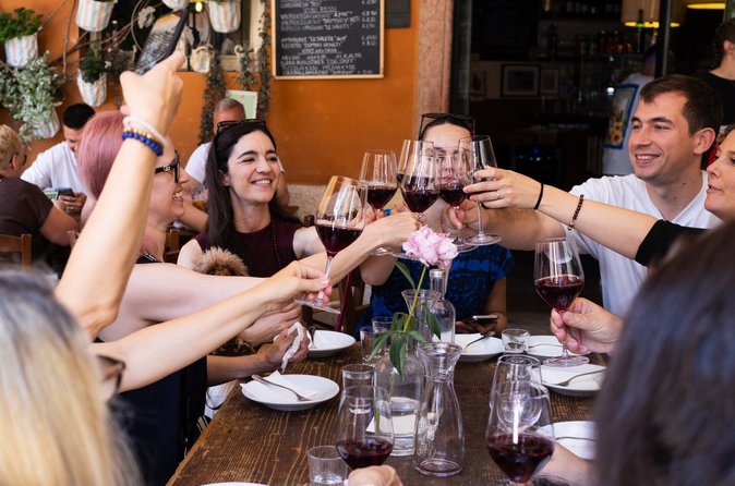 Tour gastronomico di Verona: 10+ sapori, vino locale, storia di Romeo e Giulietta