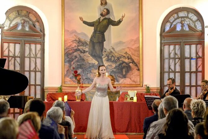 Concerto Lirico nel Palazzo di Verona con Prosecco