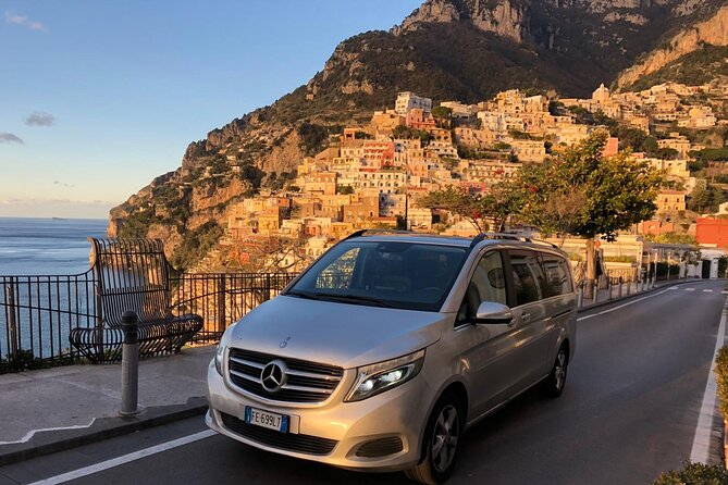 Tour Privato: Intera Giornata in Costiera Amalfitana da Sorrento