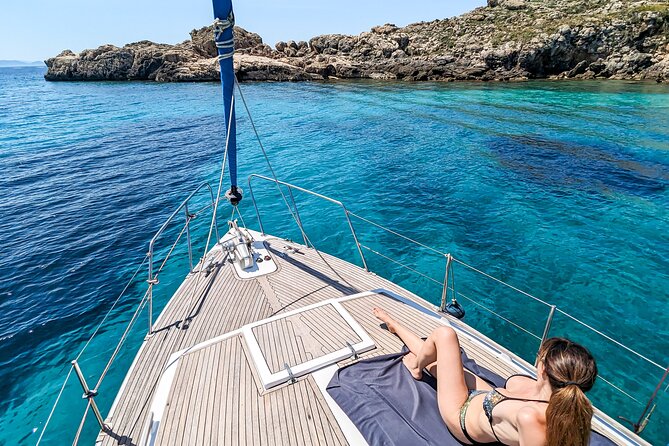 Esperienza Privata in barca a vela ad Alghero
