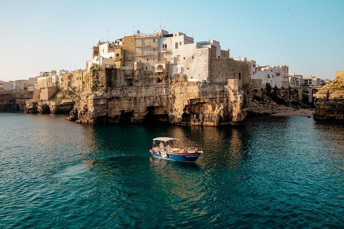 Escursione di Gruppo in Barca a Polignano | MAMMAMIA Boat
