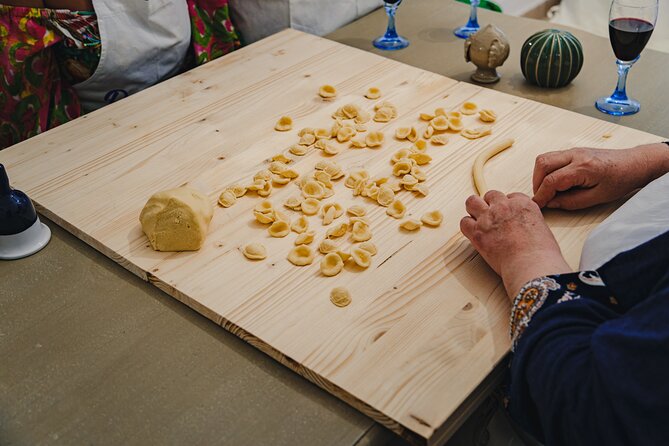 Polignano: Lezione di Cucina tipica con Aperitivo e vino incluso