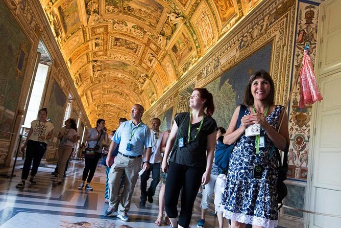 Vaticano salta fila, Cappella Sistina e San Pietro | Small Group