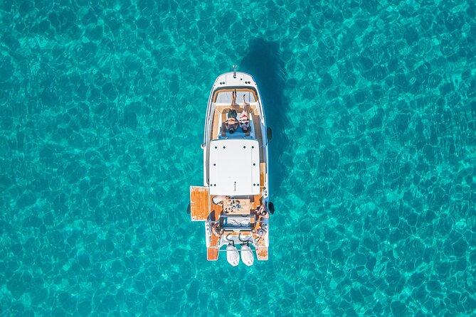 Tour di 3 ore in Motoscafo lusso a Cagliari - vino e snorkeling