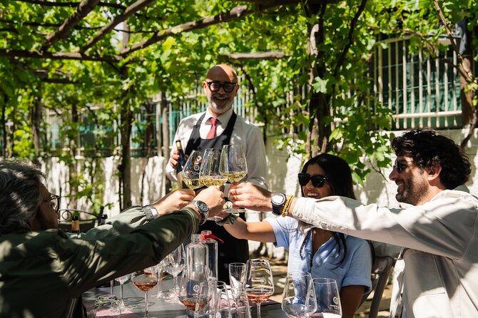 Tour guidato da Roma a Pompei con vino e pranzo in treno ad alta velocità